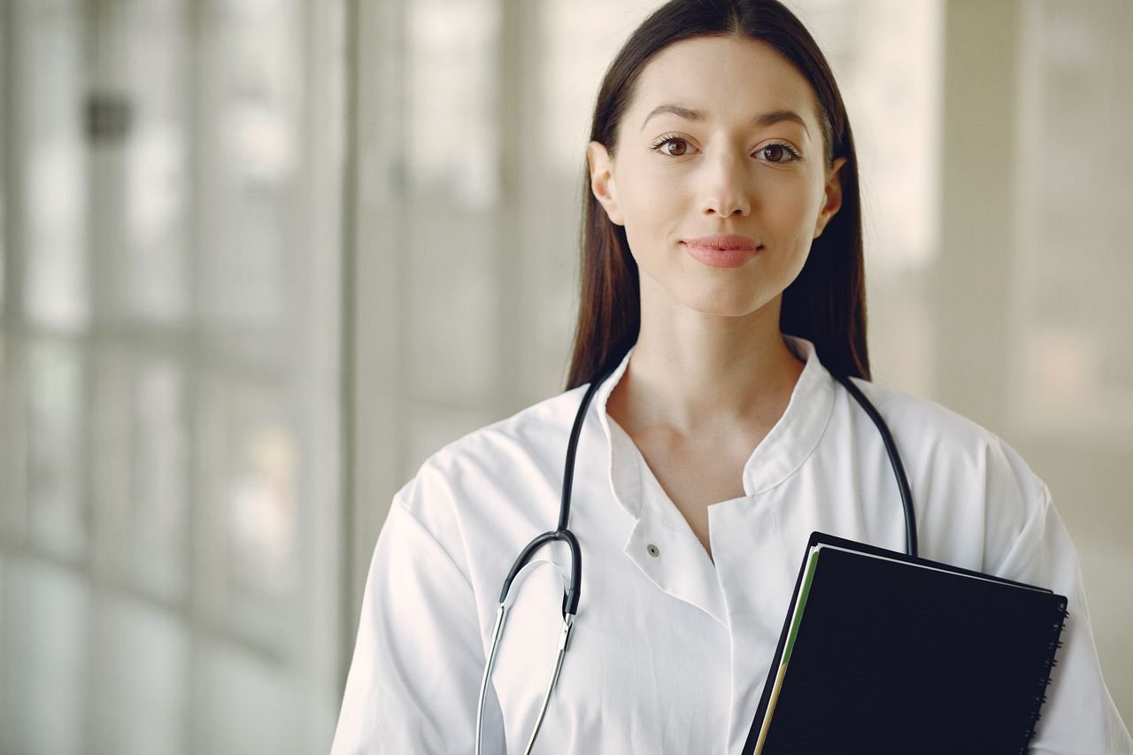 Medici în București - peste 1000 de specialiști MedLife, toate specialitățile